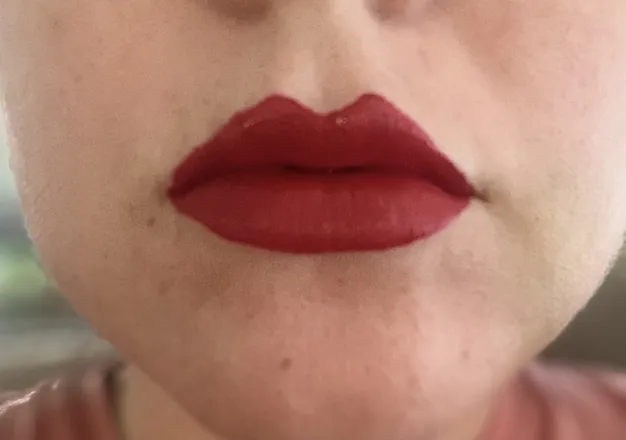 OnlyFans cuenta essie516 header 2