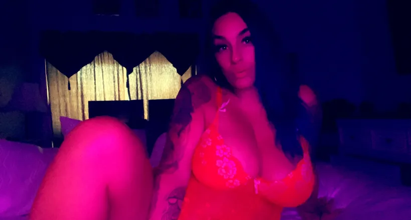 OnlyFans cuenta italianprincess1028 header 2
