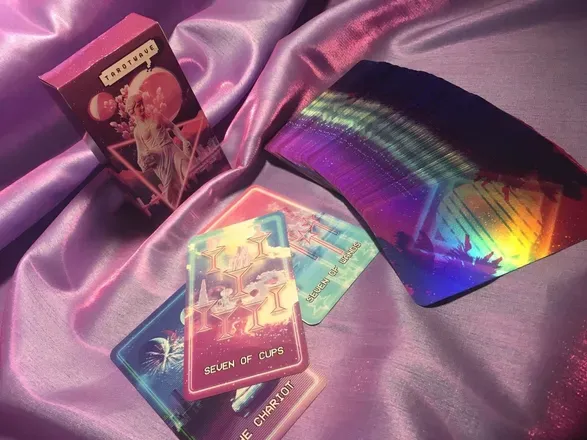 OnlyFans cuenta tarot_tatas header 2
