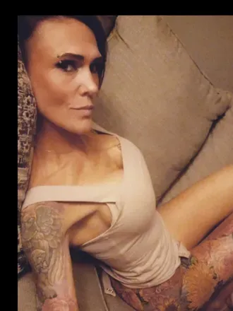 OnlyFans cuenta inked_mama4 avatar 1