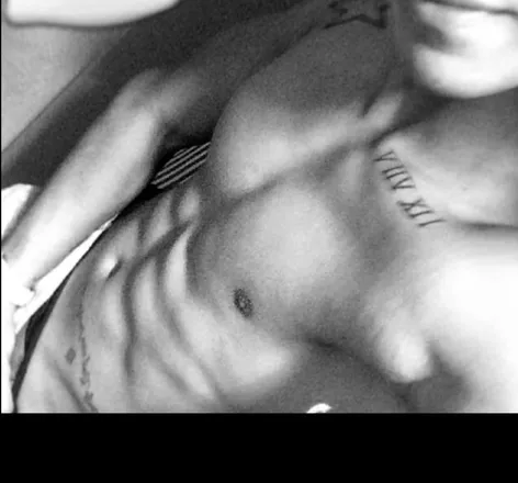 OnlyFans cuenta kingmendez25 header 2