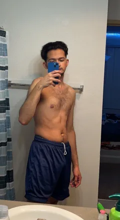 OnlyFans cuenta yung_otter header 2