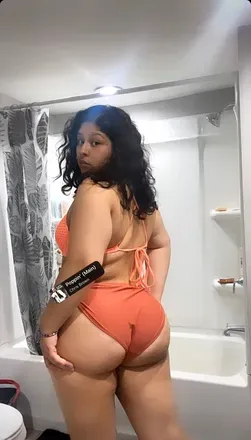 OnlyFans of honeyyy_221