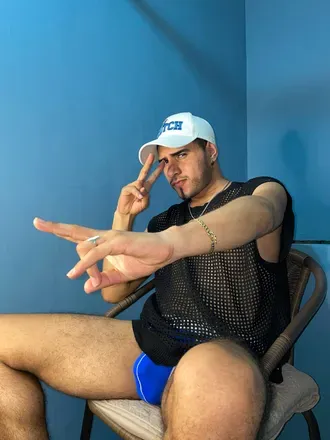 OnlyFans account  leanfoxx header 2