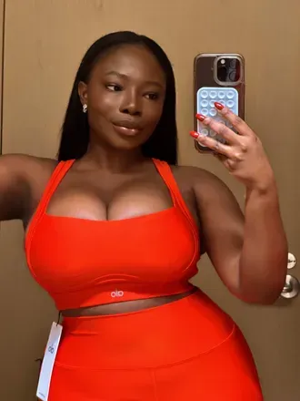 OnlyFans de belleworldxo