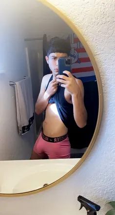OnlyFans cuenta sadboytachooo header 2