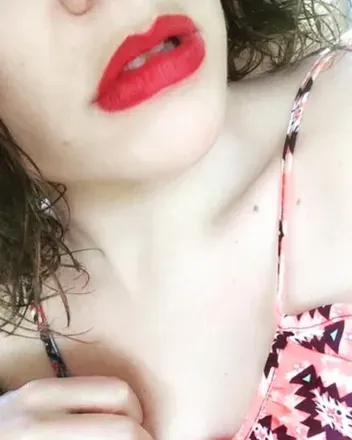 OnlyFans cuenta peachileacee avatar 1