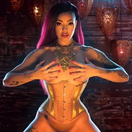 OnlyFans cuenta goldenglamazon avatar 1