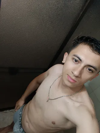 OnlyFans cuenta juan_duquee header 2