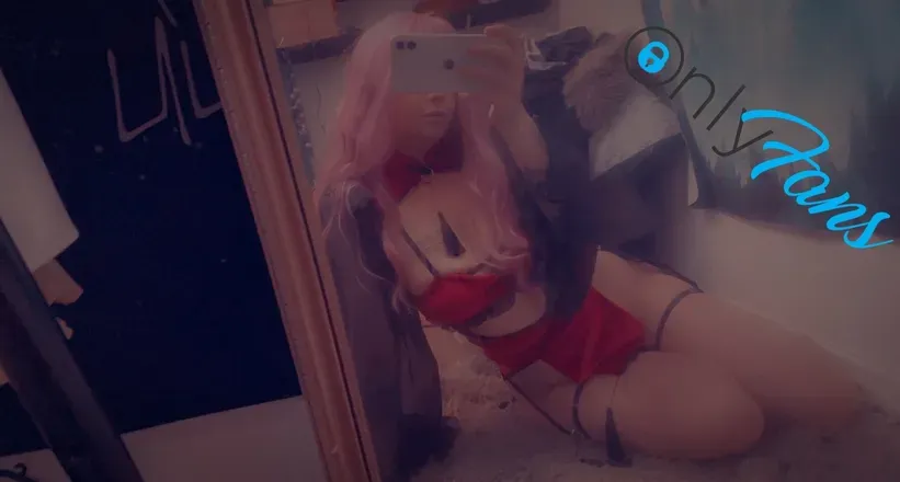 OnlyFans cuenta gothicbrat333 header 2