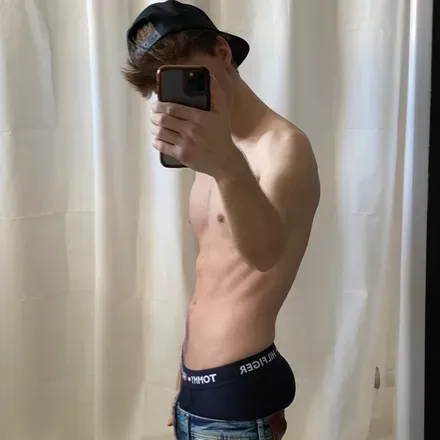 OnlyFans of saggerkyle