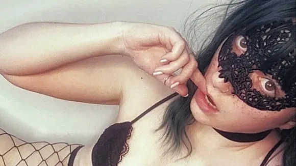 OnlyFans cuenta inharmony header 2