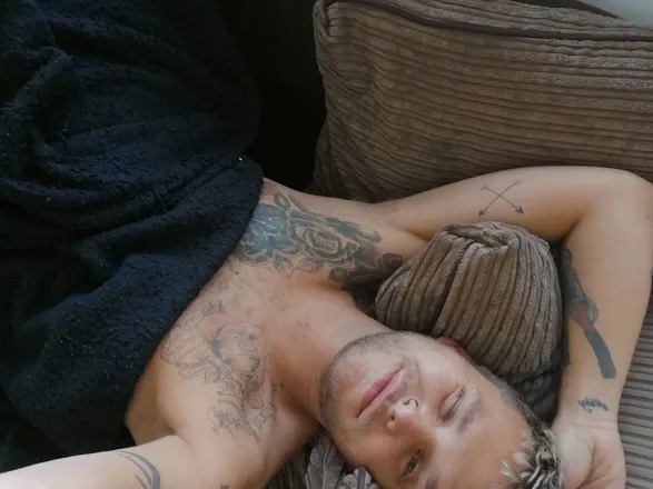 OnlyFans cuenta ryanc1990gy header 2