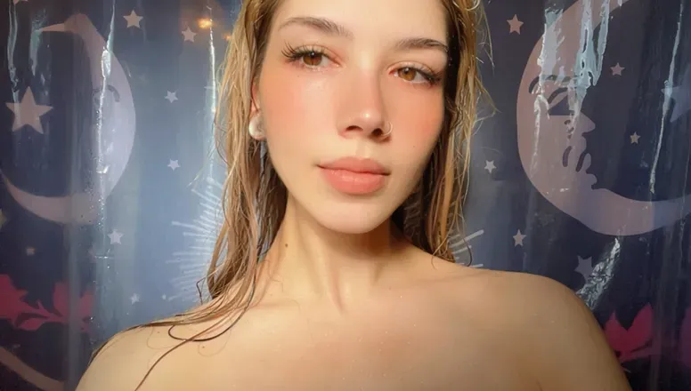 OnlyFans of pocketangelxo