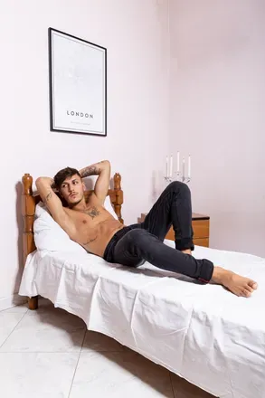 OnlyFans cuenta mariomontani header 2