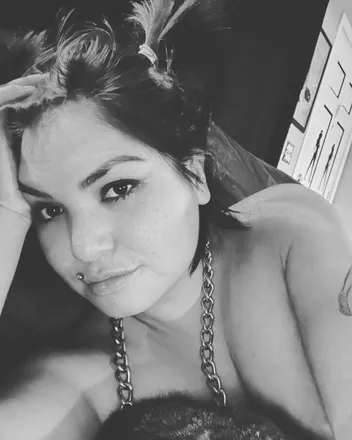 OnlyFans cuenta ddenechezhe1 header 2