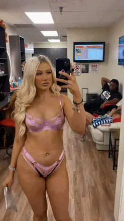 OnlyFans cuenta cocochanelll0 avatar 1