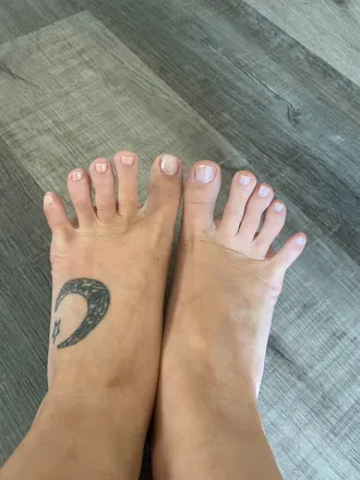 OnlyFans cuenta longtoegirl19 avatar 1