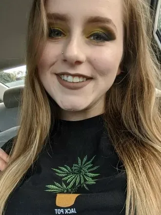 OnlyFans account  honeyforrose avatar 1