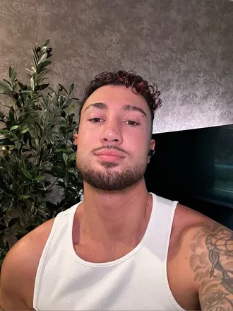 OnlyFans account  marcopolo_ avatar 1