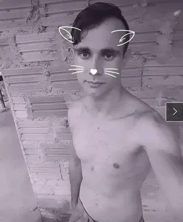 OnlyFans account  uroniaarr header 2