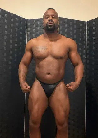 OnlyFans cuenta bignasty_fit avatar 1