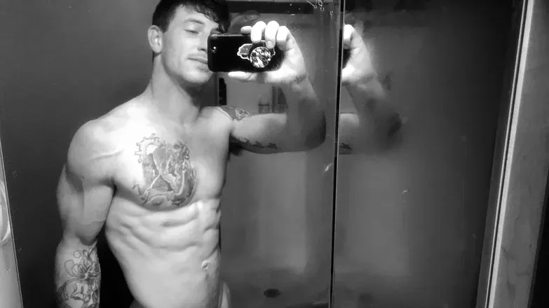 OnlyFans cuenta tincan_corey avatar 1