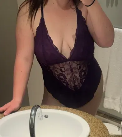 OnlyFans account  hotwifehayley avatar 1