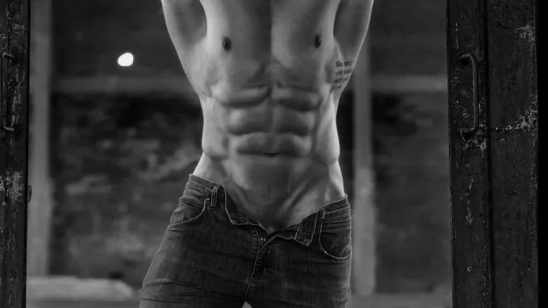 OnlyFans cuenta muscular_boy header 2