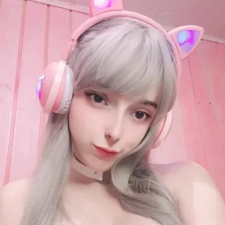 OnlyFans account  tomiemilky avatar 1