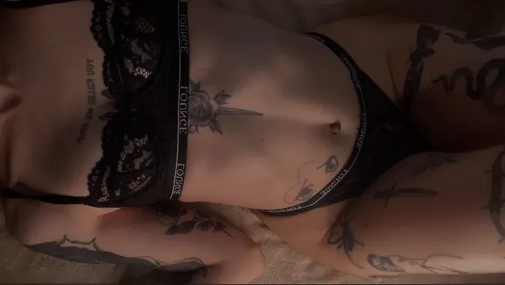 OnlyFans cuenta kiradomi header 2