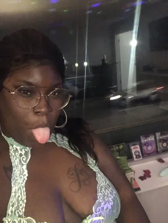 OnlyFans cuenta lsptoys18 header 1