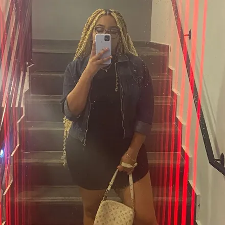 OnlyFans cuenta emilydocinho header 2