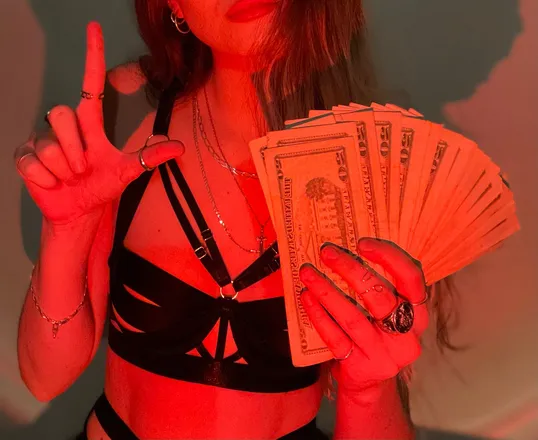 OnlyFans cuenta lethaldomme header 2