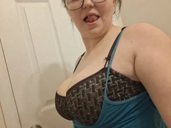 OnlyFans cuenta byefelicia7995 header 2