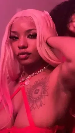 OnlyFans cuenta benndatbarbie avatar 1