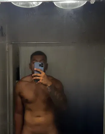 OnlyFans cuenta einm_123 avatar 1