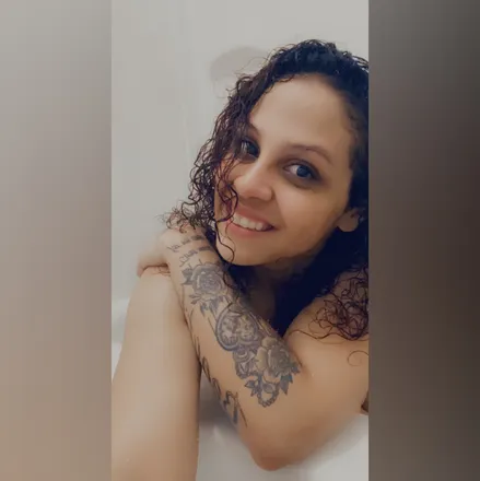 OnlyFans cuenta naughtyvannabae header 2