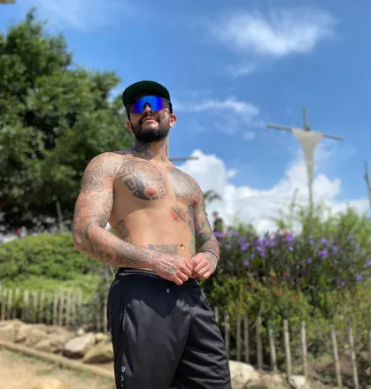 OnlyFans cuenta santiagotinez avatar 1