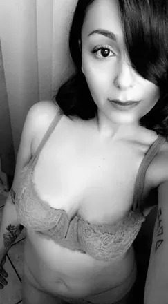 OnlyFans cuenta bipolarhoney avatar 1