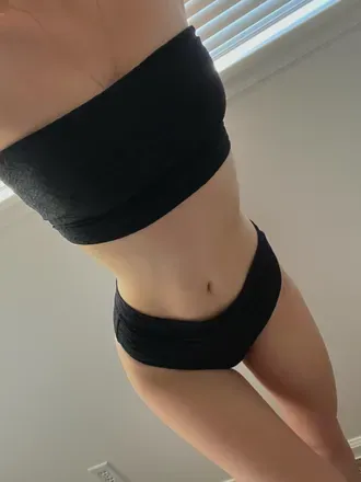 OnlyFans cuenta sara_wood avatar 1