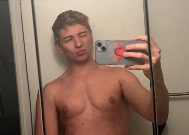 OnlyFans account  goodboyregent avatar 1