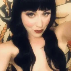 OnlyFans cuenta bettyblaze avatar 1