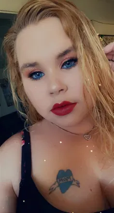OnlyFans account  letsgetsmashlly avatar 1