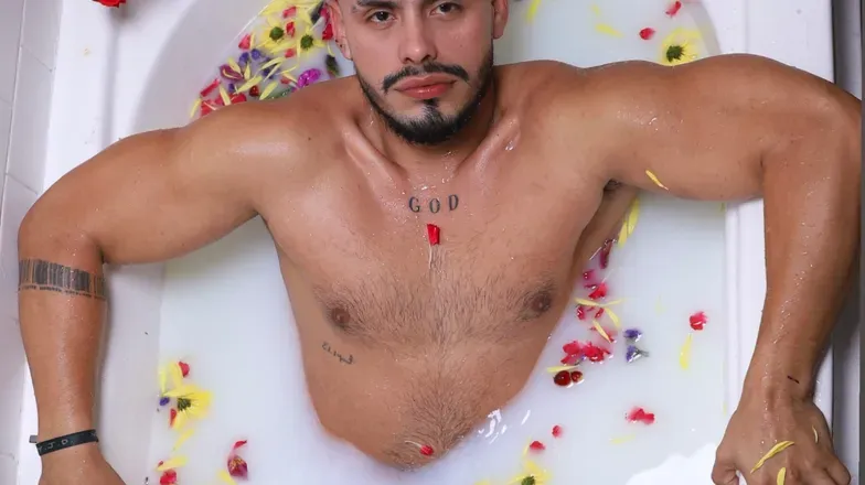 OnlyFans cuenta luigimarin95 header 2