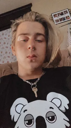 OnlyFans cuenta trevor65634437 header 2