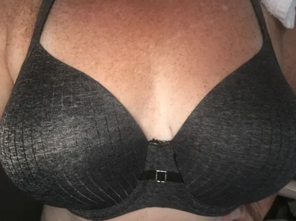OnlyFans cuenta redheadeventhecarpet header 2