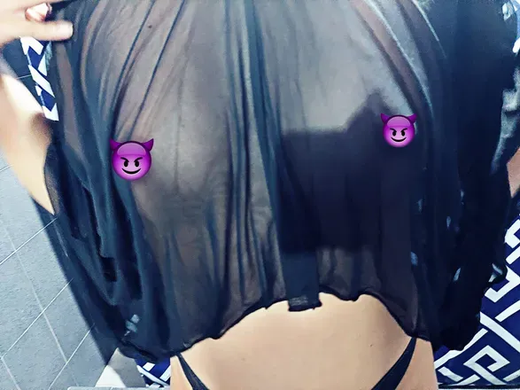 OnlyFans cuenta iamsweetqueenoficial header 2