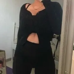 OnlyFans cuenta goddessayac avatar 1