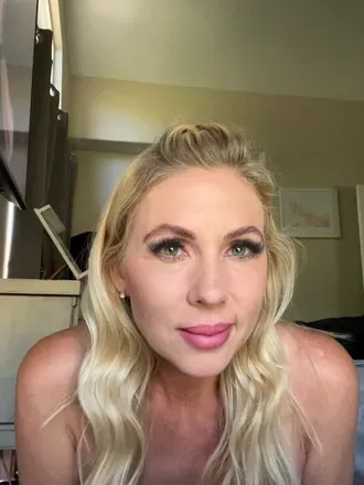 OnlyFans cuenta scarlettsister avatar 1